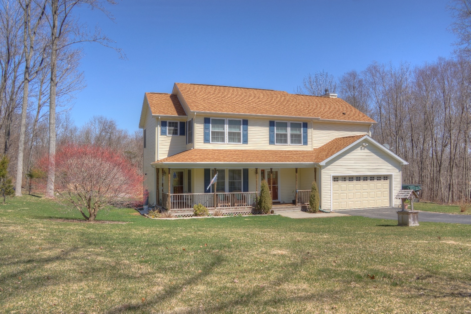 15 Applewood Drive Ledyard CT (Front New)