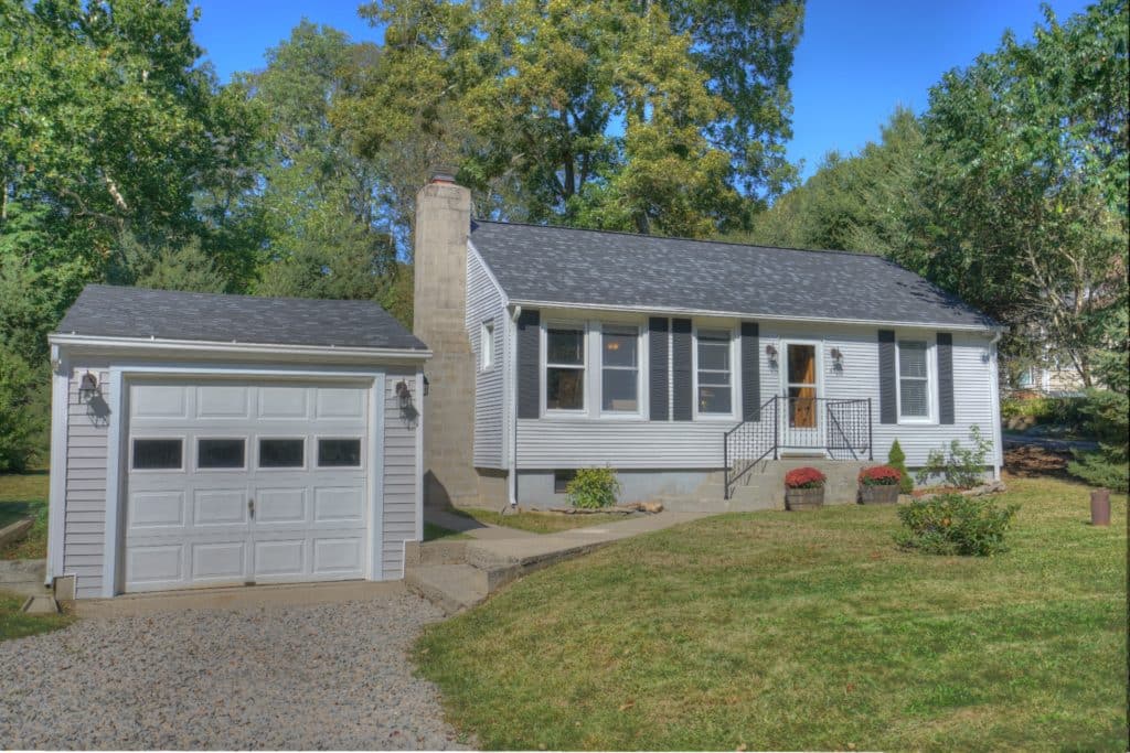 97 Candlewood Rd Groton Real Estate (1)