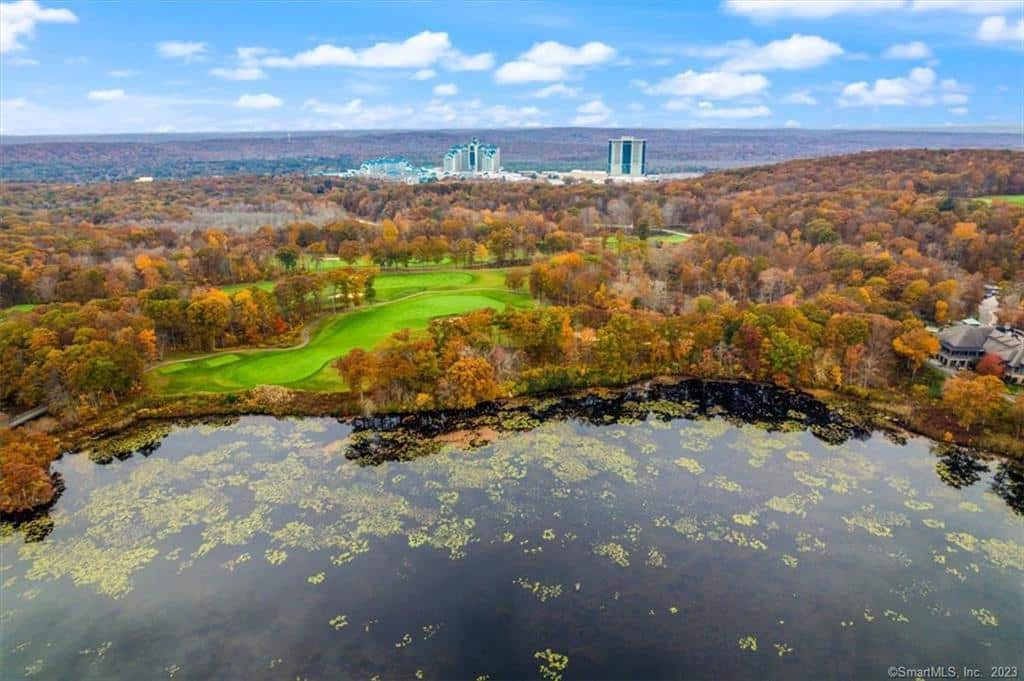 170371521 0 Lake Of Isles Road