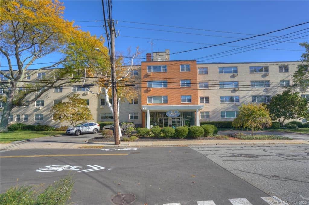 170450474 292 Pequot Avenue M2