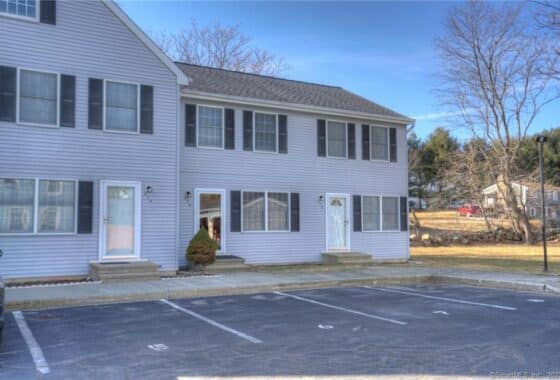 170466454 476 Pleasant Valley Road S 7