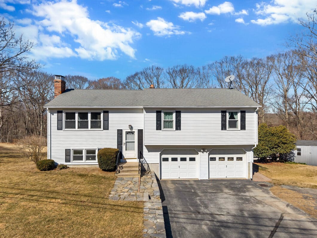 24073419 650 Colonel Ledyard Highway