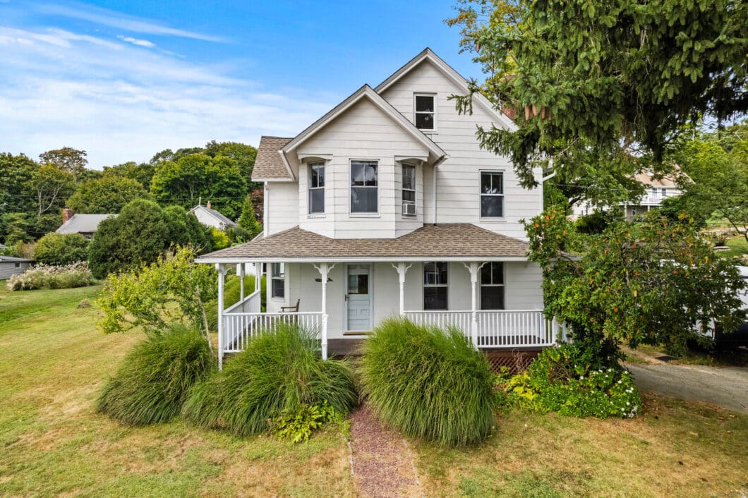 24085198 257 Elm Street