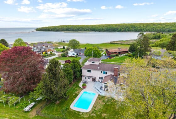 24078093 224 Neptune Drive