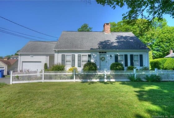 170573045 3 Pequot Avenue