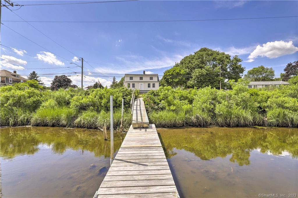 170543170 945 Stonington Road