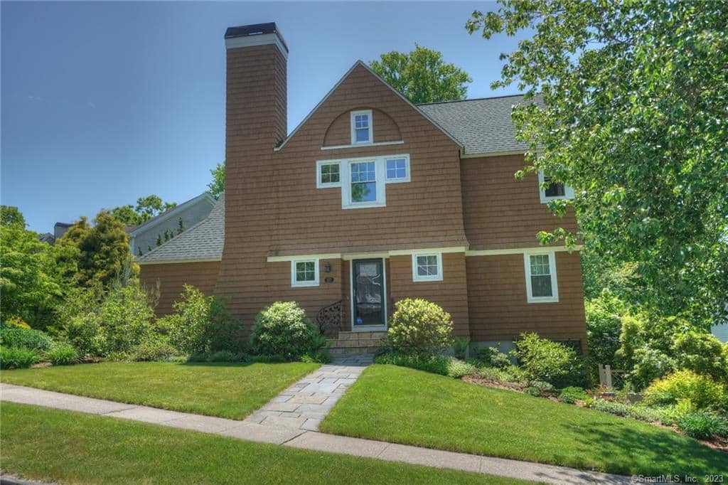 170570303 107 High Meadow Lane