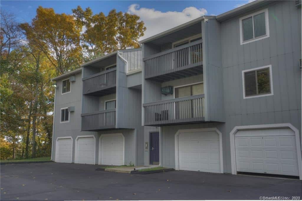 170582868 74 Buddington Road 1