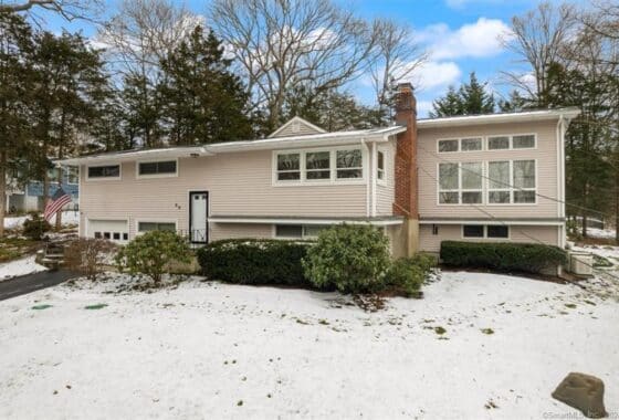 170613954 20 Norman Drive