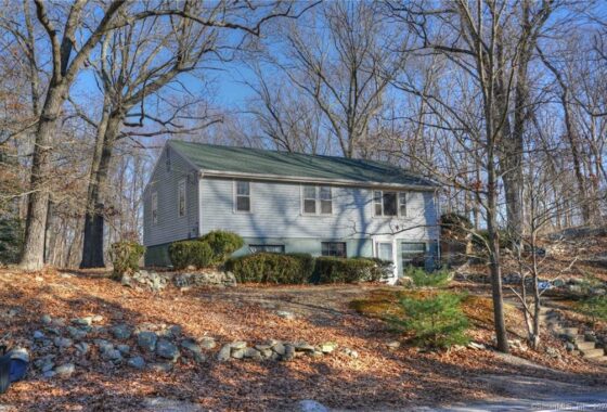 170622296 380 Pumpkin Hill Road