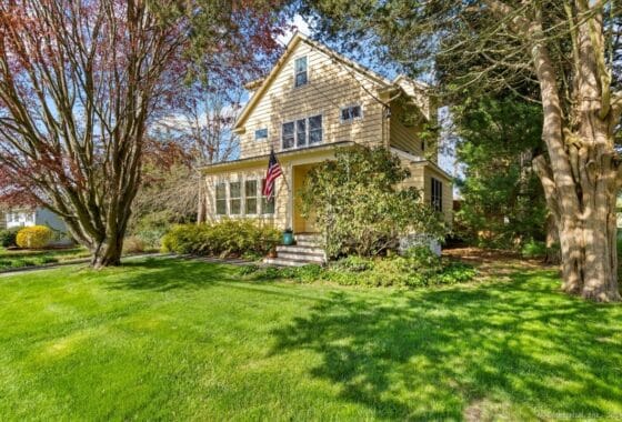 24010514 193 Ocean View Avenue