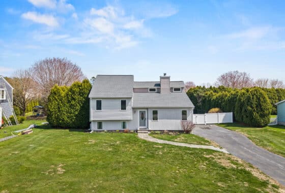 24078293 4 Hesford Drive