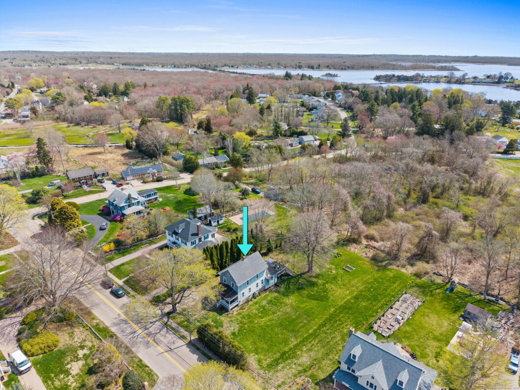 24090140 163 Elm Street