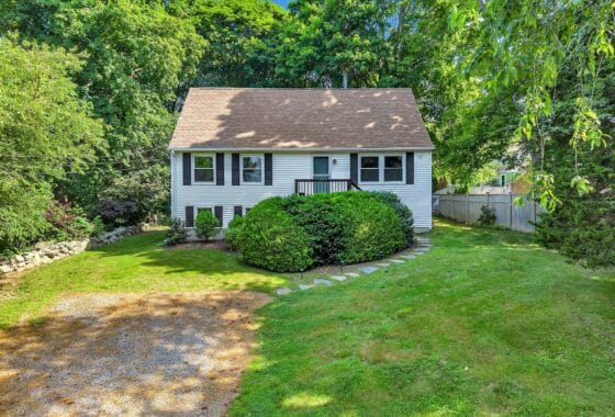 24106778 130 Irving Street