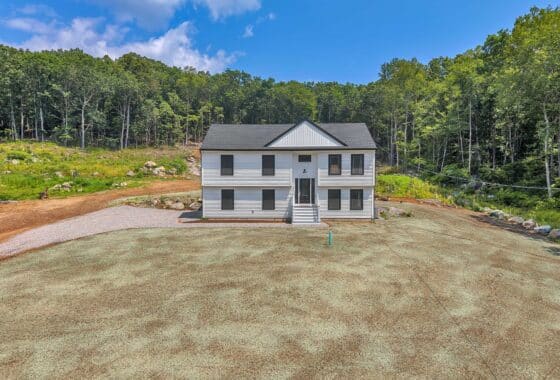 24114071 32 Lake Of Isles Road