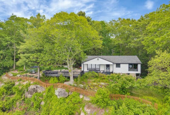 24105722 10 Mull Berry Drive