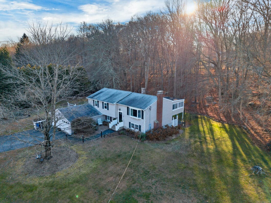 24062763 12 Partridge Hollow Road