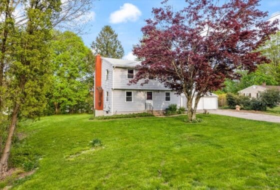 24011173 40 Preston Plains Road