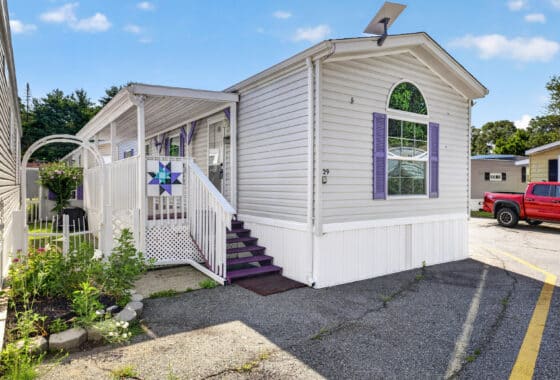 24191580 1290 North Road LOT 29