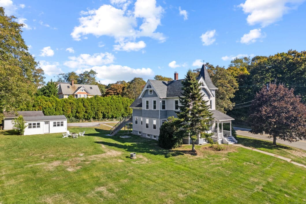24146490 16 Prospect Hill Road