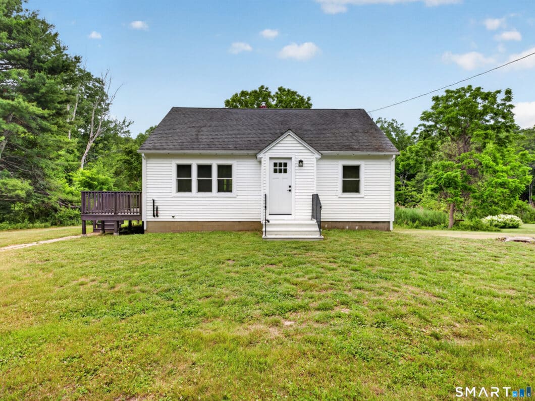 24184972 1039 North Road